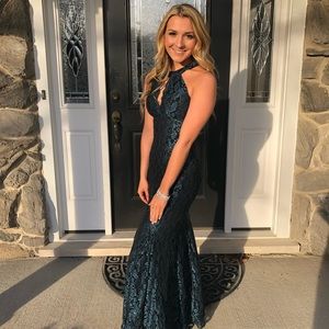 Morgan & Company Emerald Green Formal Dress